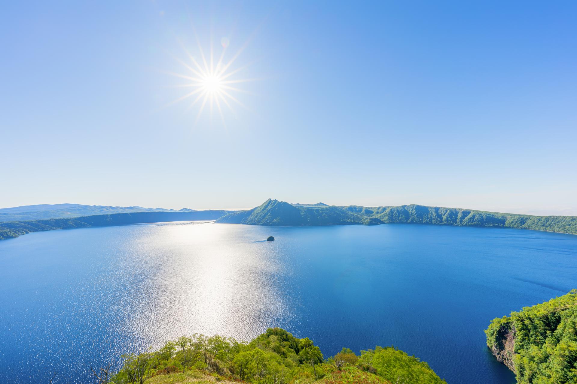 Lake Mashu in summer